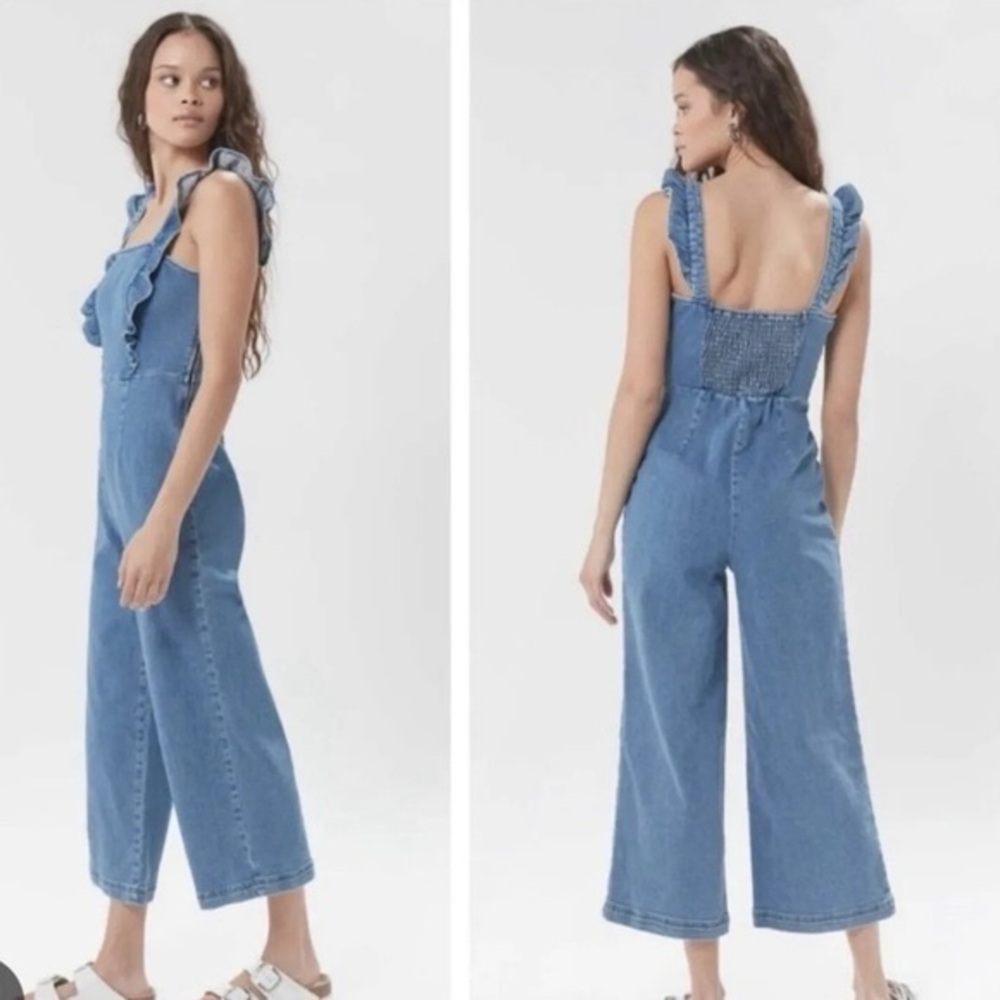 BDG urban outfitters ruffle strap trim Denim cropped Overalls - Picture 1 of 4